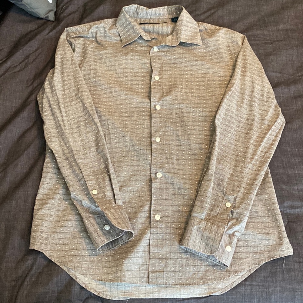 Perry Ellis Men’s Long Sleeve Button Down Shirt